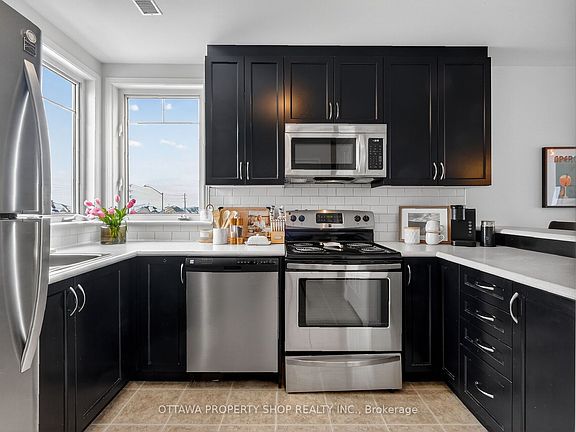 5th image of 3385 Cambrian Rd