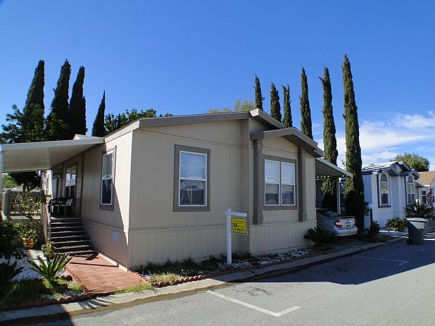 1st image of 13332 Buena Vista St #64