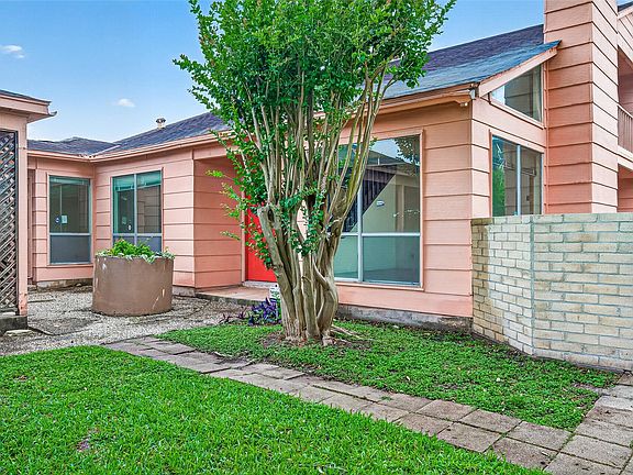 3rd image of 12510 Sungate Ln
