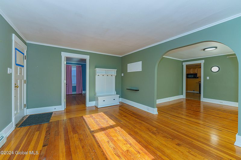 2nd image of 18 Herkimer Street