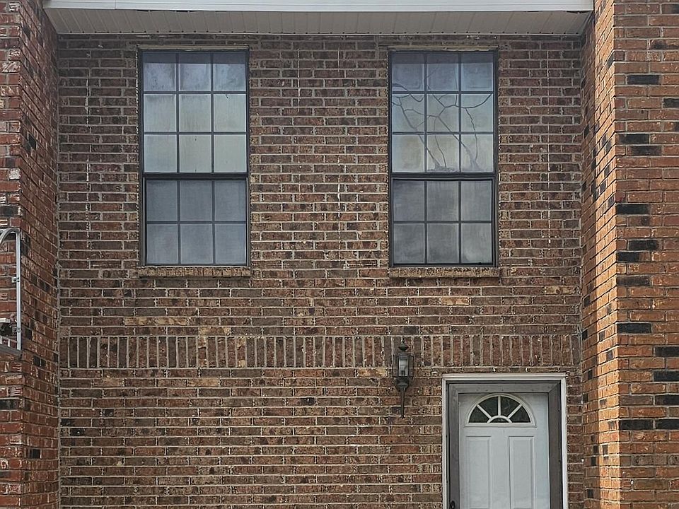 1st image of 203 Southfield Pkwy