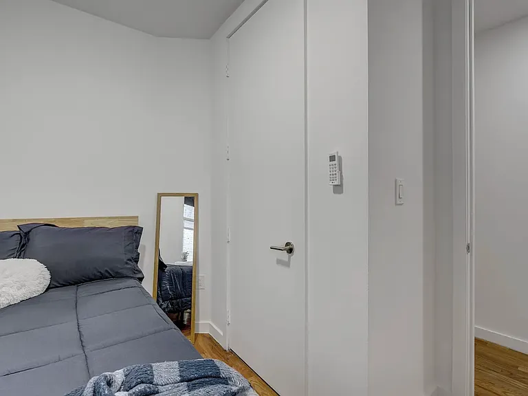 6147 Woodbine St #3L — Photo 19