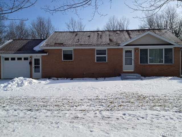 1st image of 111 Sunnyside Dr
