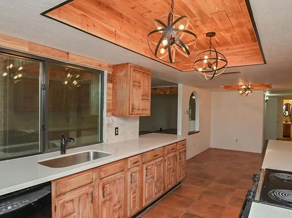 7315 El Cresta Dr, Houston, TX 77083