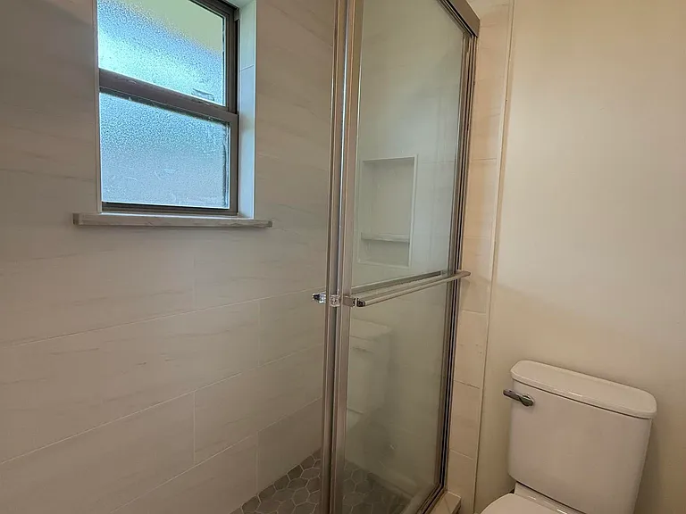 8763 Sharlane Dr — Photo 12