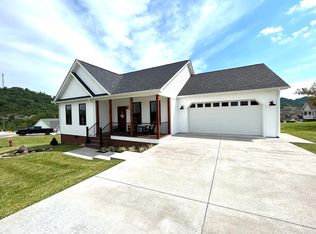 245 Jaylen Dr, Lebanon, VA 24266