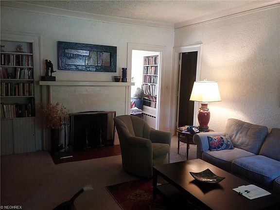 2nd image of 3268 Euclid Heights Blvd