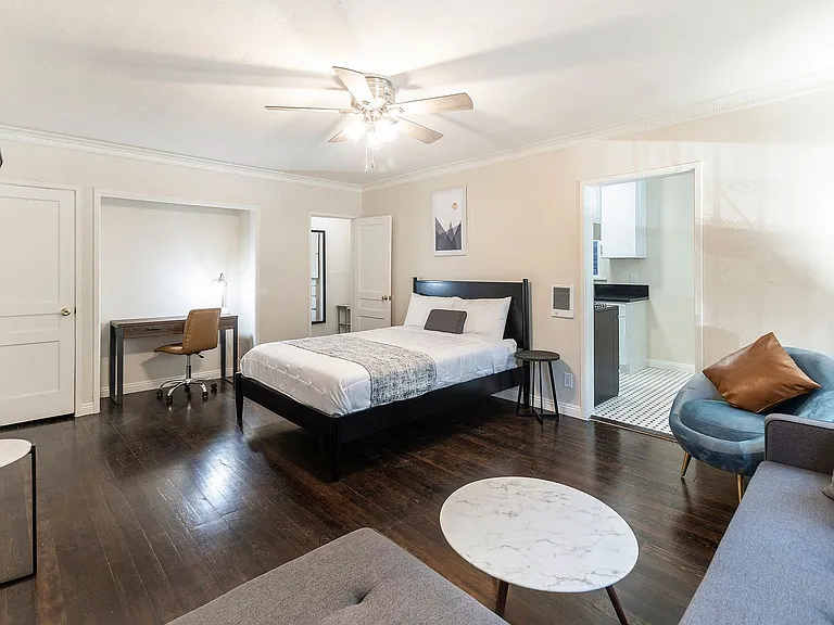 THE NORM @ 750 Normandie Ave — Photo 13