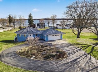 828 Reunion Ave, Fremont, MI