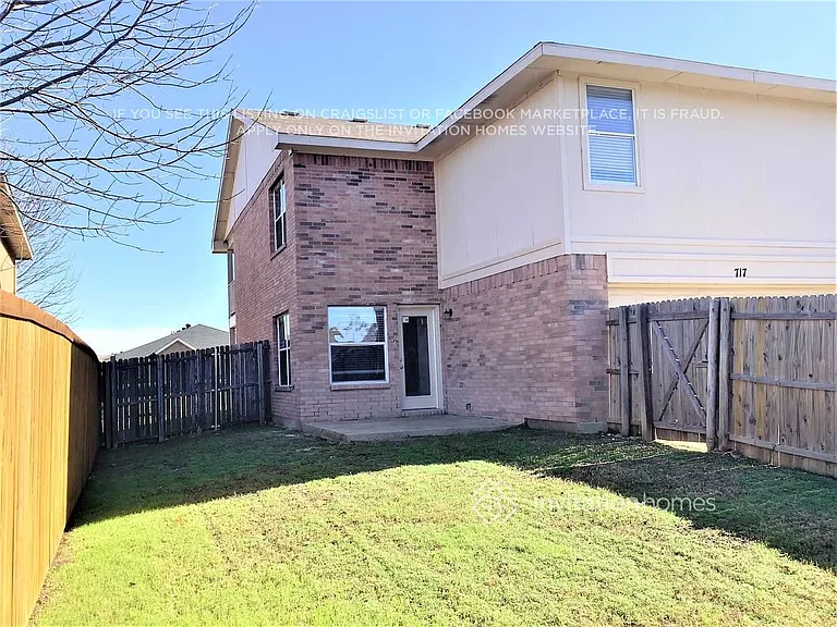 717 Duke Dr — Photo 18