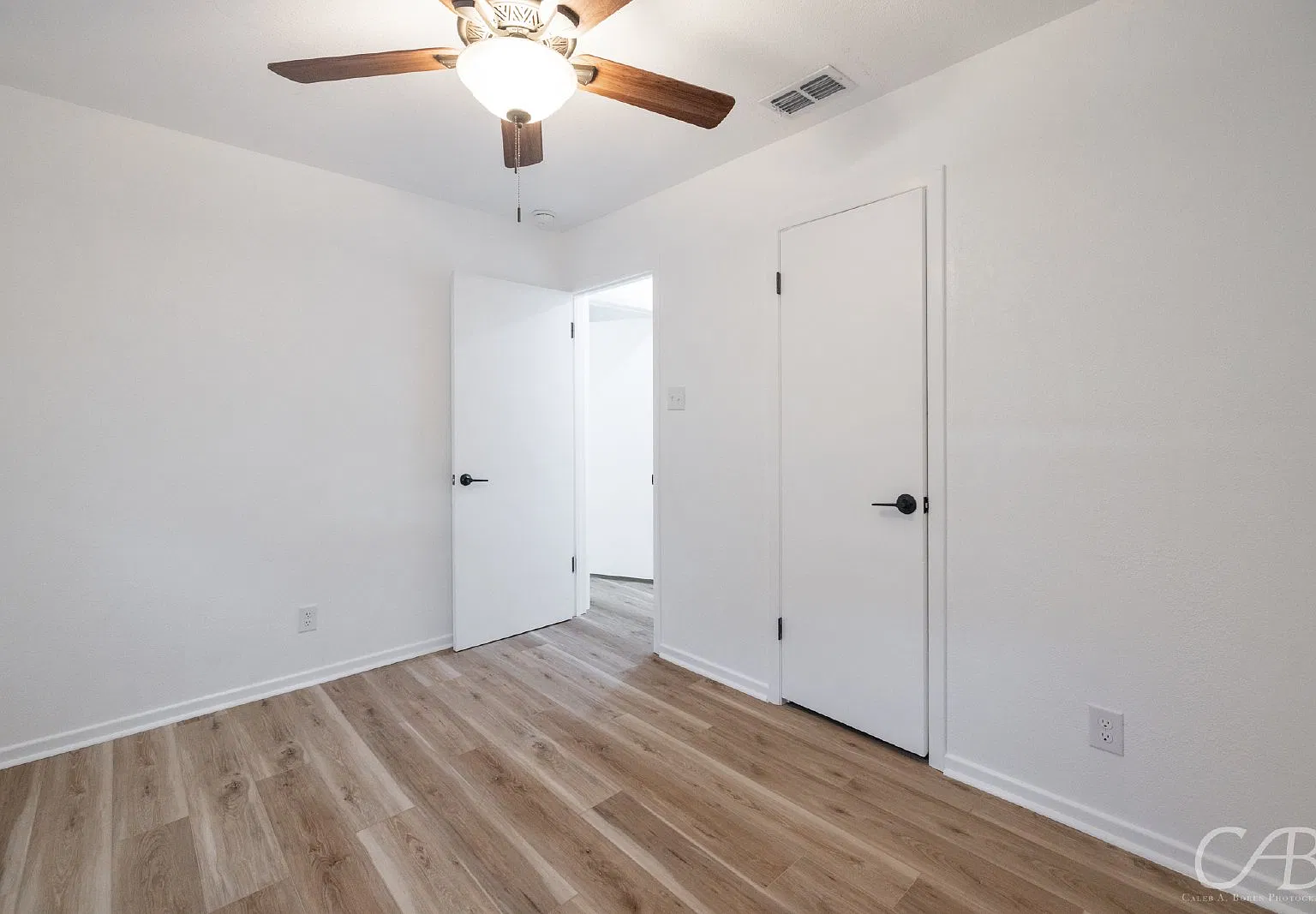 3 bed, 2.0 bath, $1,795 — Photo 4