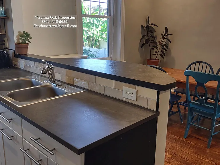 2116 Rosewood Ave — Photo 9