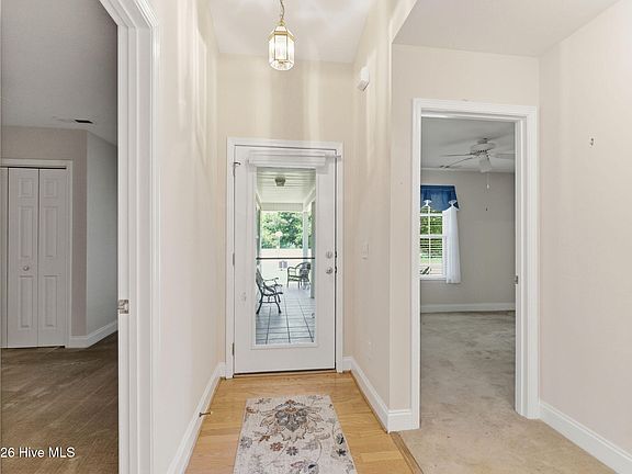 5th image of 5243 Minnesota Drive SE