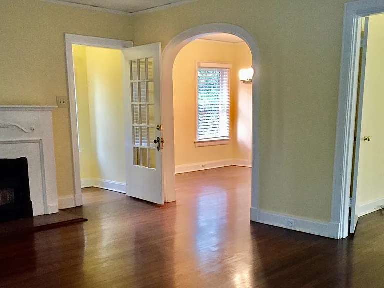 3917 Hawthorne Ave — Photo 6