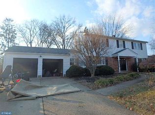 275 Hickory Rd, Morrisville, PA 19067