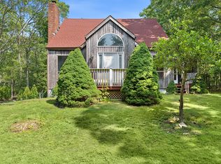 4 S Breeze Dr, East Hampton, NY 11937