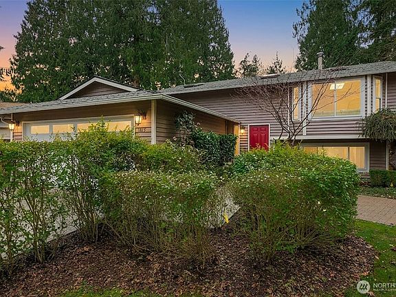 3rd image of 1815 172nd Street SE