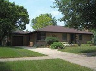 839 Franklin St, Downers Grove, IL 60515