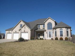 5811 W Chadworth Ct, Peoria, IL 61615