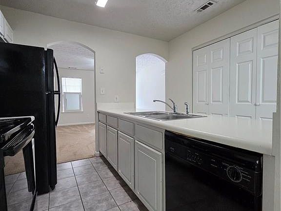 5th image of 975 Windwood Ct
