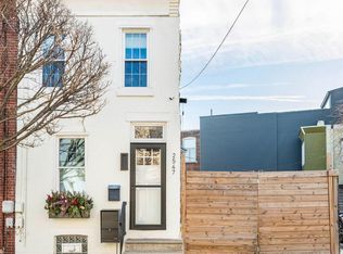 2547 Collins St, Philadelphia, PA 19125