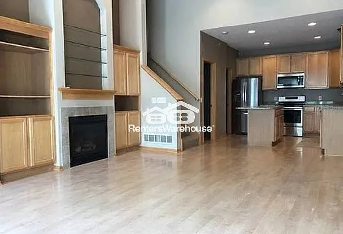 4820 Underwood Ln N #E — Photo 3
