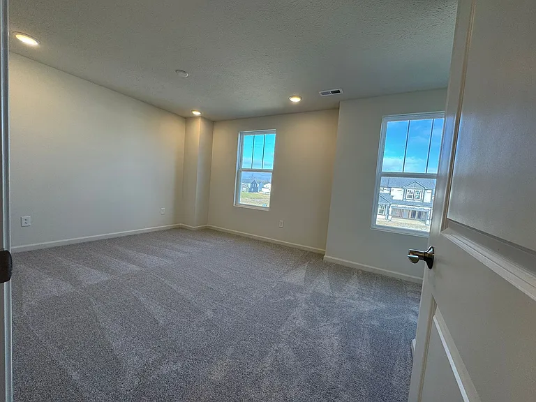 6837 Bridle Oaks Ct — Photo 22
