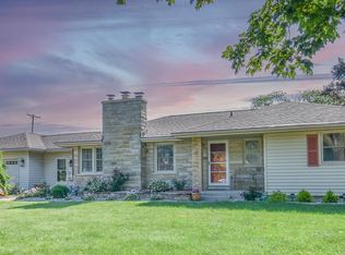 210 Maplecrest St, Sturgis, MI 49091
