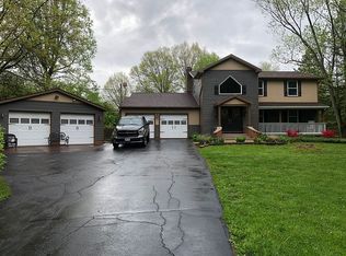 7282 Infirmary Rd, Ravenna, OH 44266