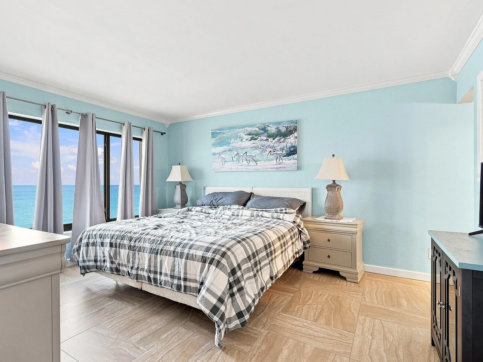 2 bed, 2.0 bath, 1021 sqft, $2,900 — Photo 1