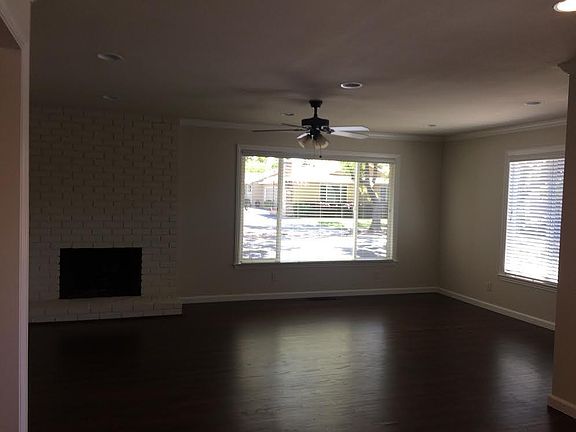 4th image of 1622 Lark Ave