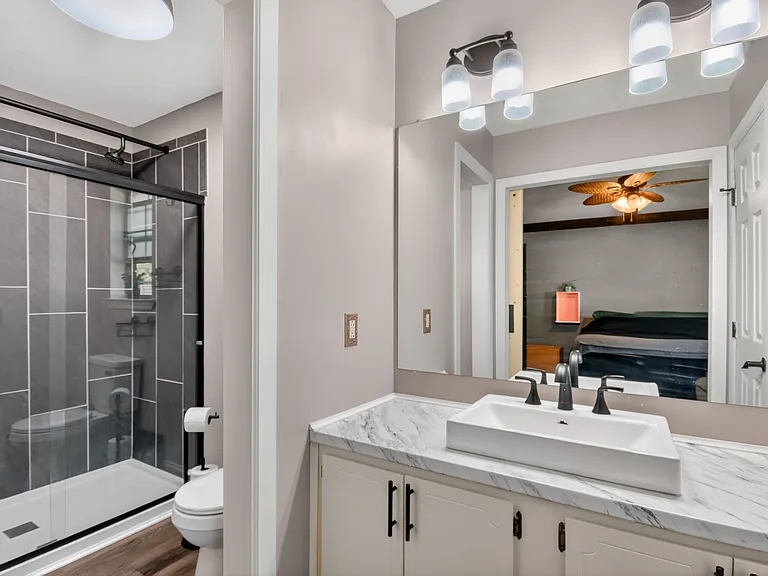 606 Windhaven Dr — Photo 31