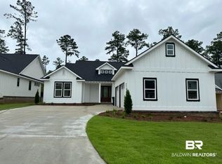 807 Geranium Dr, Fairhope, AL 36532