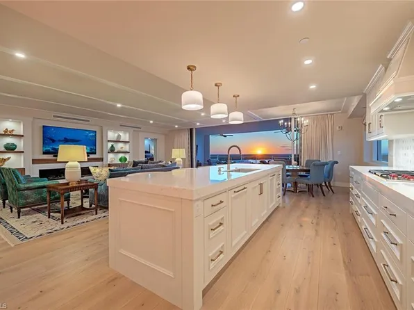 13935 OLD COAST RD #606, NAPLES, FL 34110