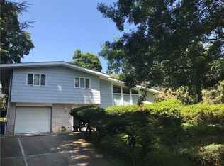 10 Sunnyside Ave, Carnegie, PA 15106