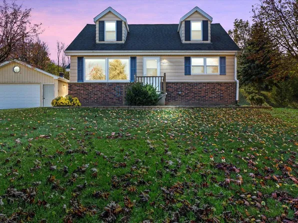 4037 Hubertus ROAD, Hubertus, WI 53033