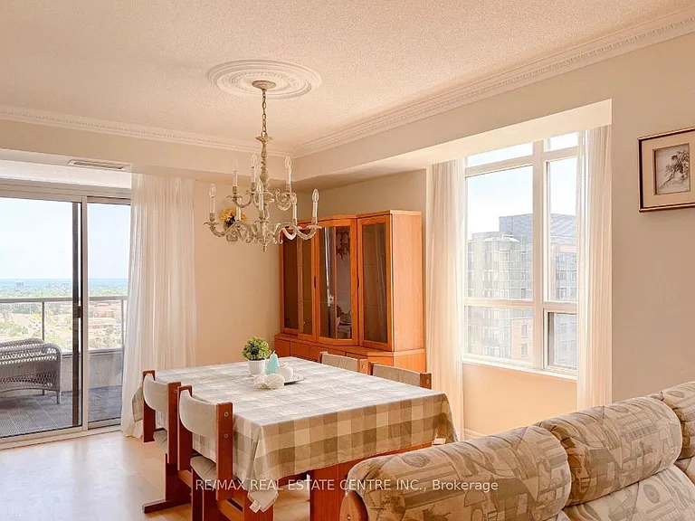 3880 Duke Of York Blvd #1415 — Photo 4