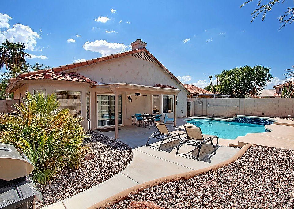 North facing sun bathing poolside