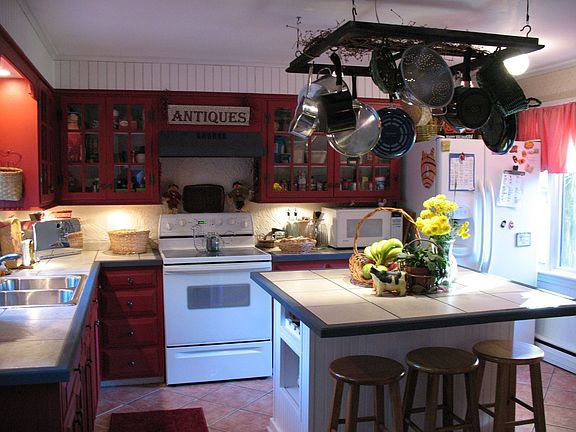 Remodeled Country Kitchen