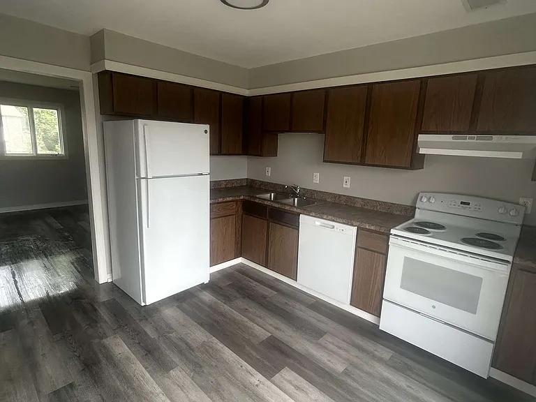 1014 Kings Rd #B — Photo 13