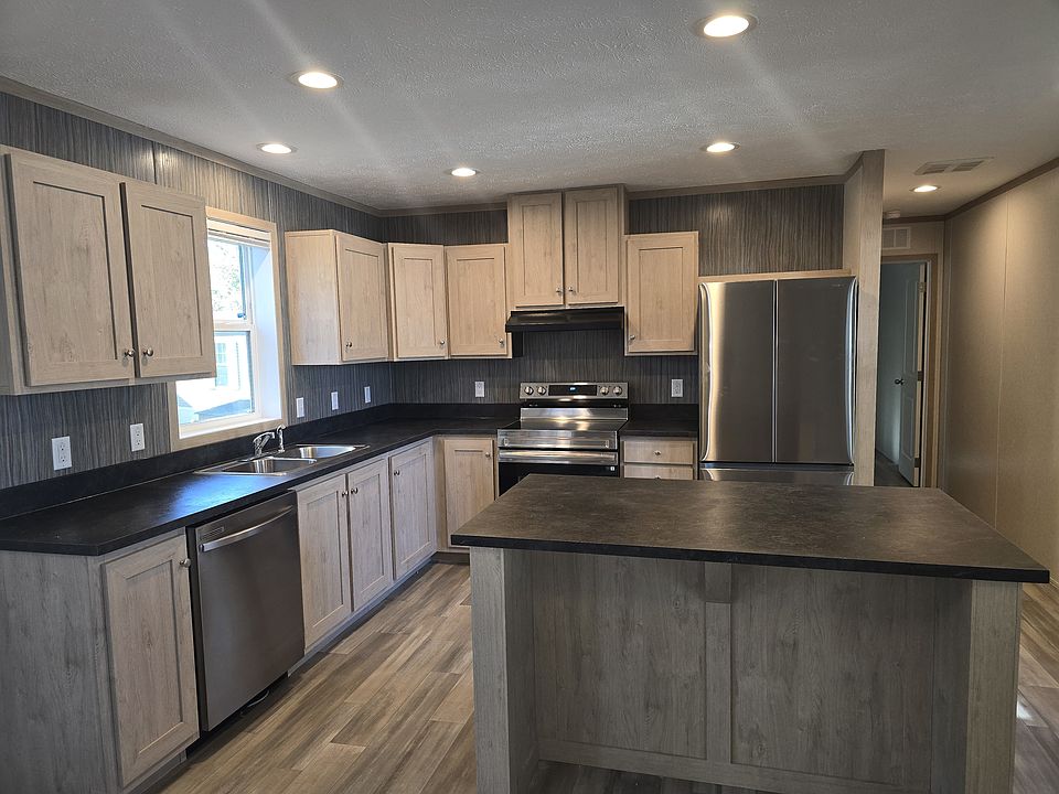 2nd image of 9029 Rushmore Blvd S