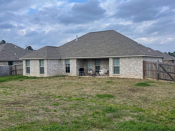 4th image of 130 Chartleigh Cir