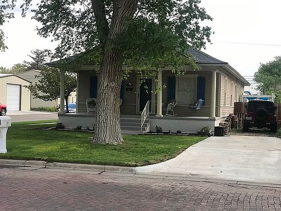 2nd image of 1001 Denver Ave