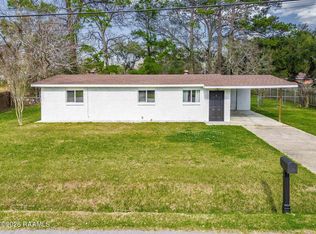 181 Antigua Dr, Lafayette, LA 70503