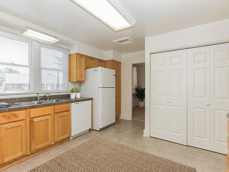 United Communities, Military Housing — Photo 153