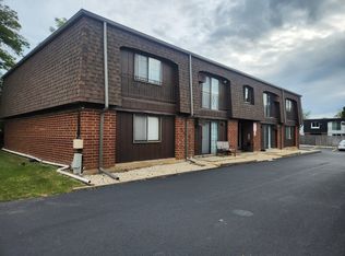 331 N Ardmore Ave APT H, Villa Park, IL 60181