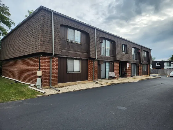 331 N Ardmore Ave APT D, Villa Park, IL 60181