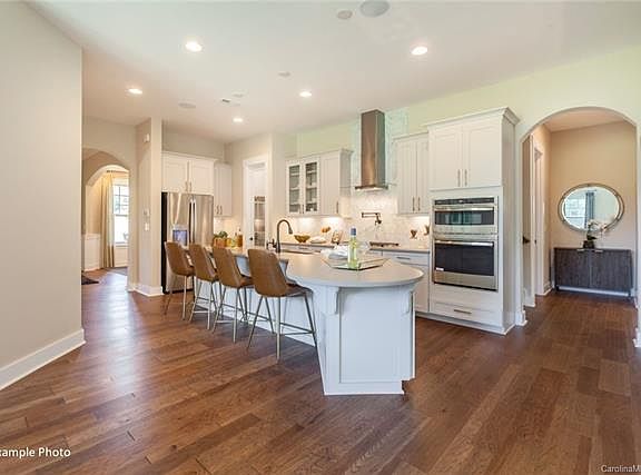 3rd image of 8100 Woodland Ct #12