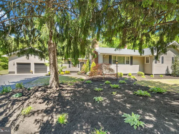 37 Skeet Rd, Medford, NJ 08055
