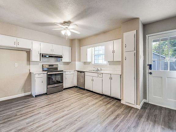 5th image of 314 Linkview Dr